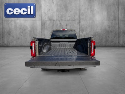 2027 Ford F-250SD XLT