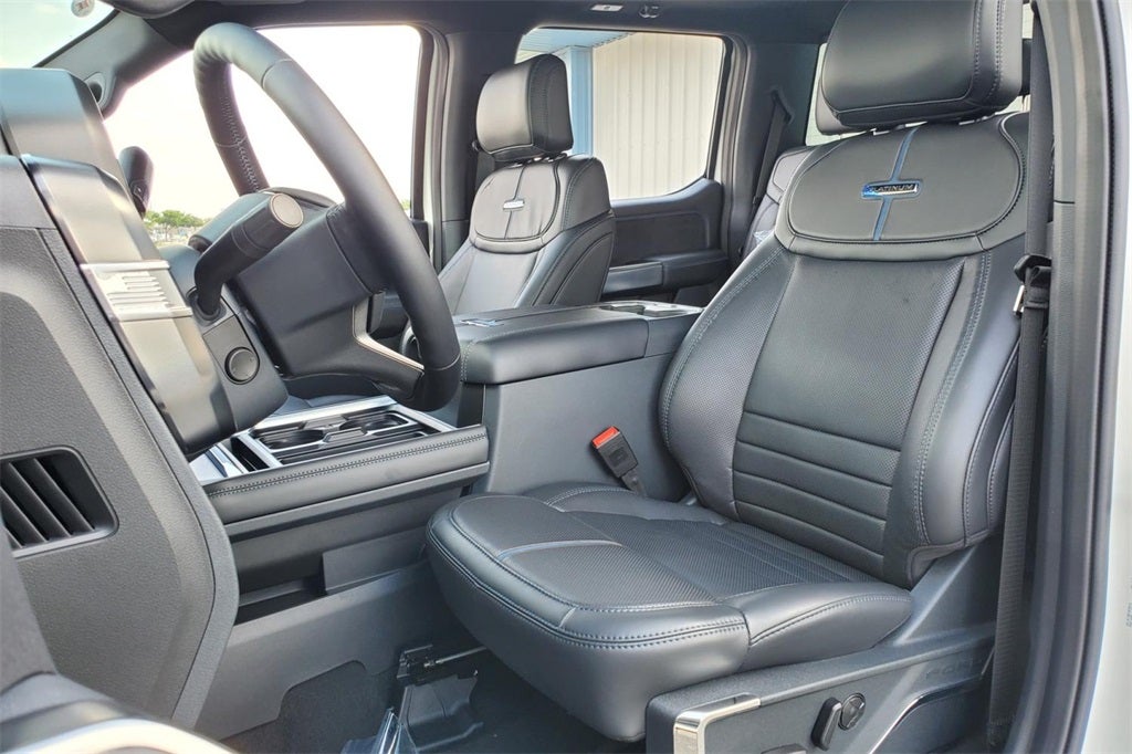 2025 Ford F-250SD Platinum