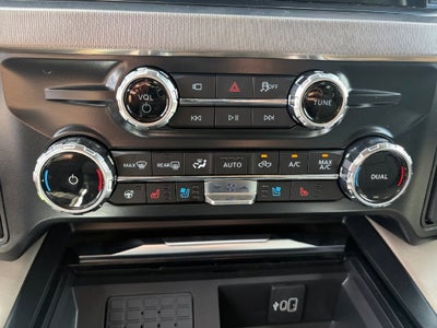 2027 Ford F-250SD Platinum