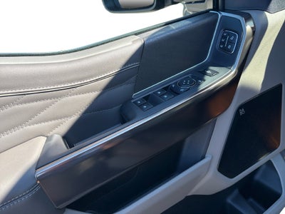 2027 Ford F-250SD Platinum