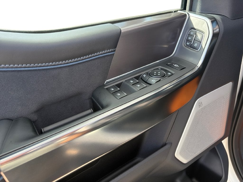 2027 Ford F-250SD Platinum