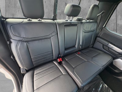 2027 Ford F-250SD Platinum