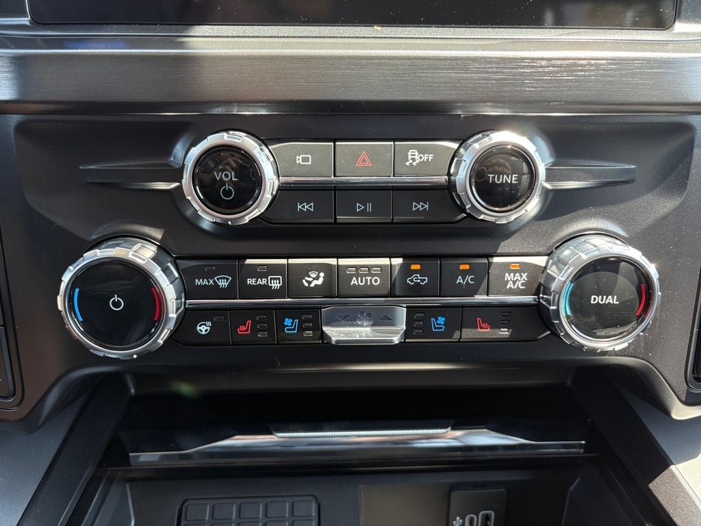 2027 Ford F-250SD Lariat