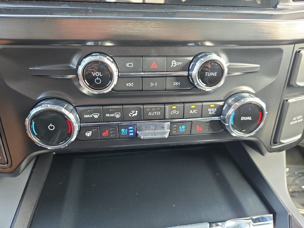 2027 Ford F-250SD Lariat