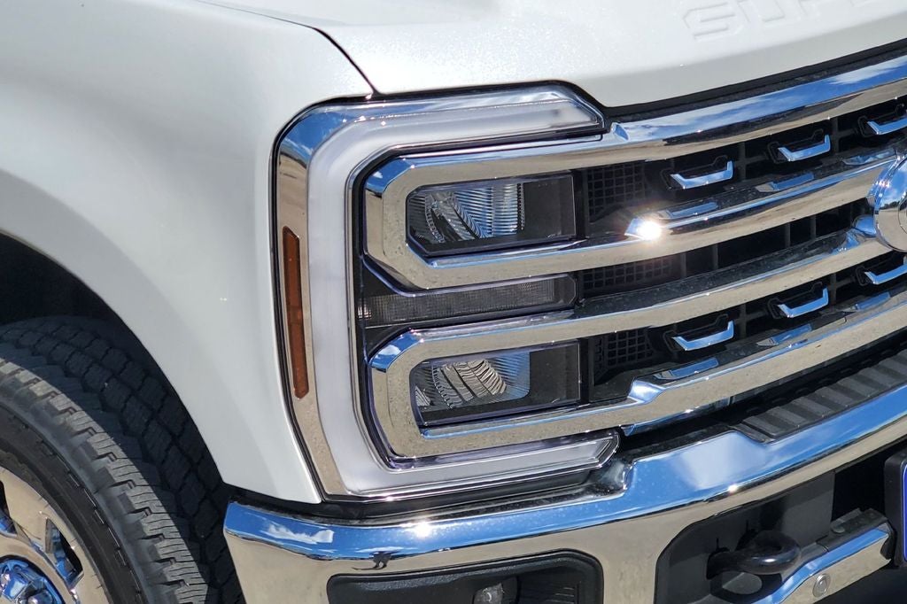 2026 Ford F-350SD Lariat