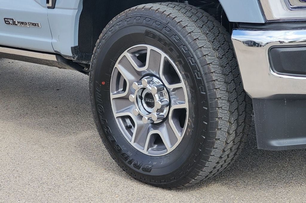 2026 Ford F-350SD Lariat