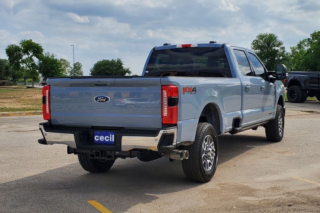 2026 Ford F-350SD Lariat