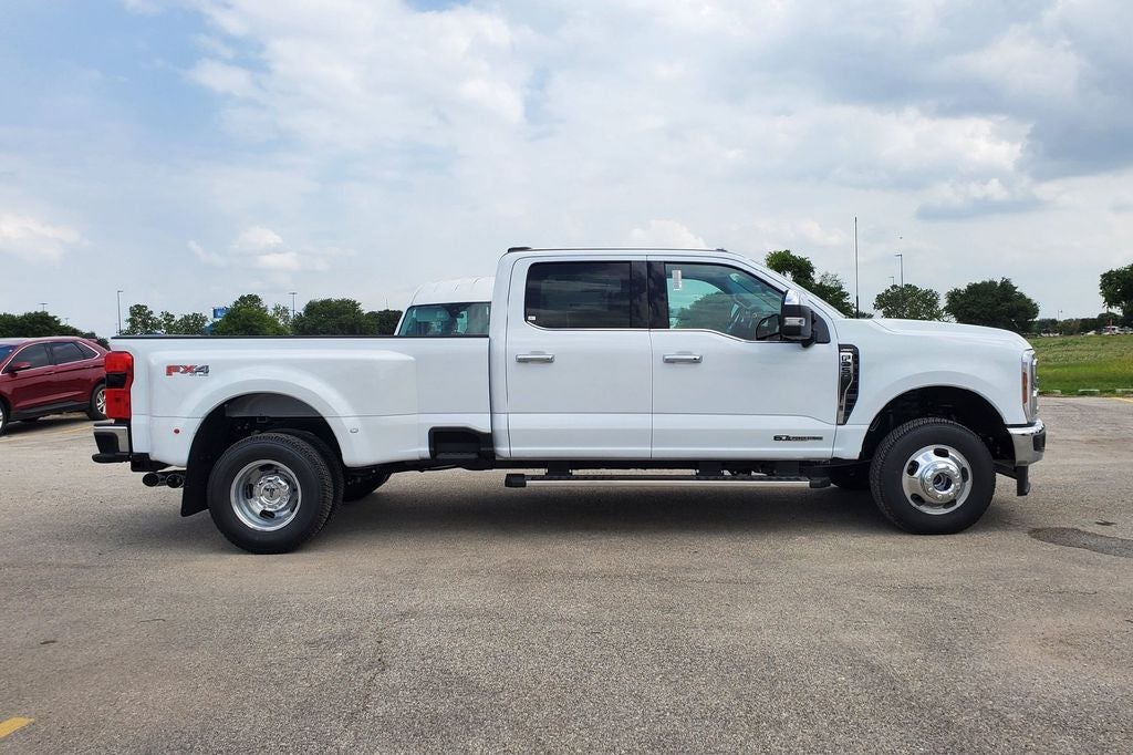 2026 Ford F-350SD Lariat DRW