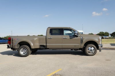 2026 Ford F-350SD Lariat DRW