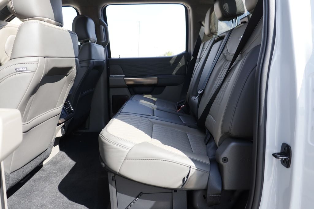 2026 Ford F-450SD Platinum DRW
