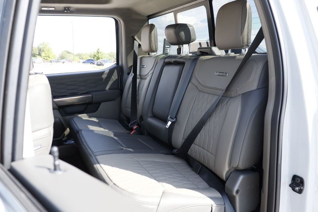 2026 Ford F-450SD Platinum DRW
