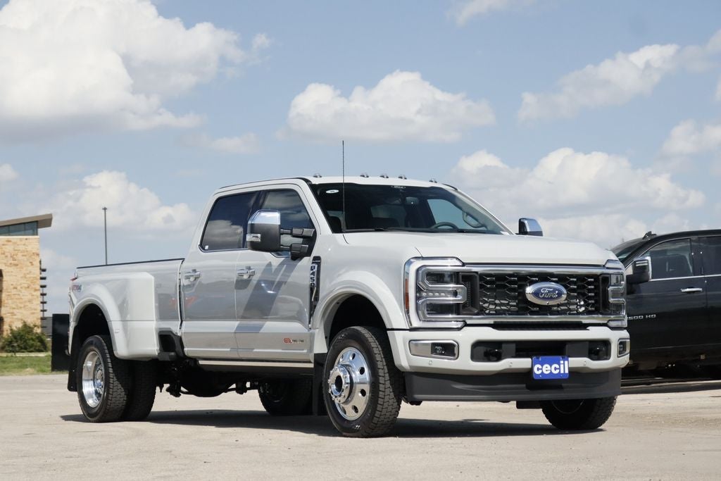 2026 Ford F-450SD Platinum DRW