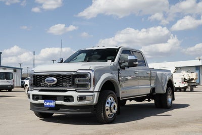 2026 Ford F-450SD Platinum DRW