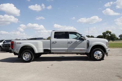 2026 Ford F-450SD Platinum DRW