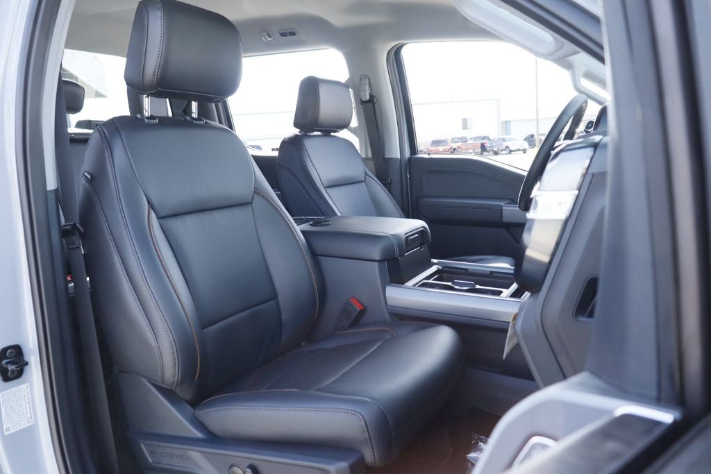 2026 Ford F-450SD Lariat DRW