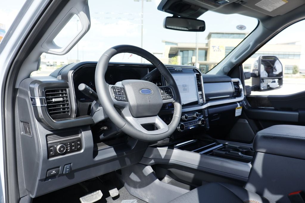 2026 Ford F-450SD Lariat DRW
