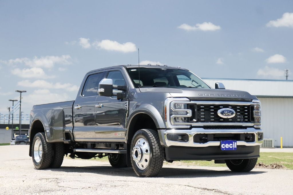 2026 Ford F-450SD Lariat DRW