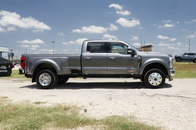 2026 Ford F-450SD Lariat DRW
