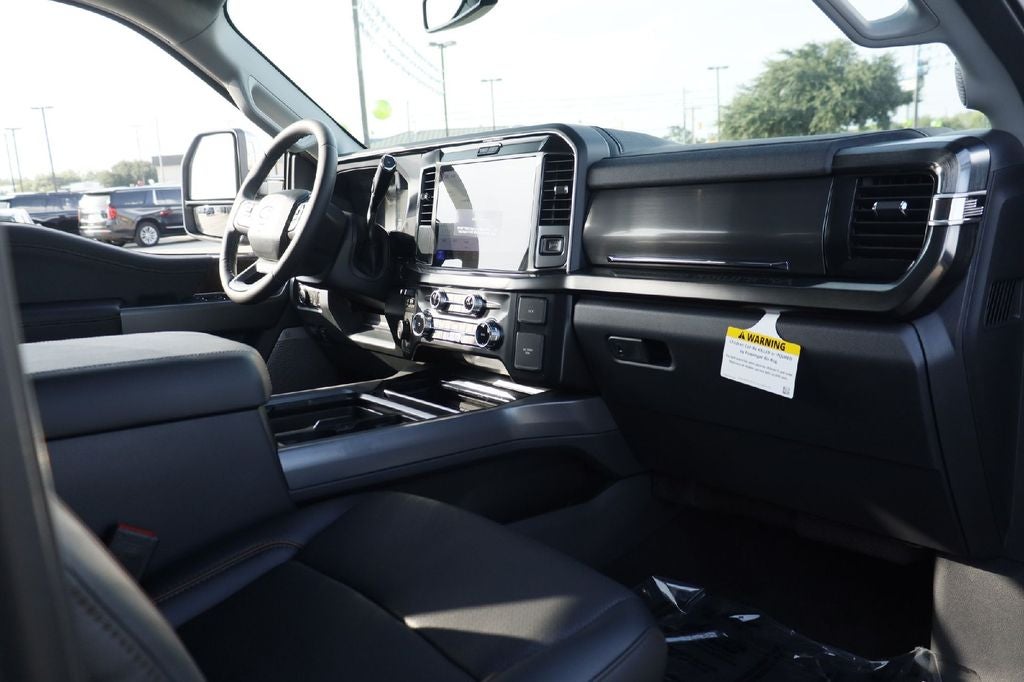 2026 Ford F-450SD Lariat DRW
