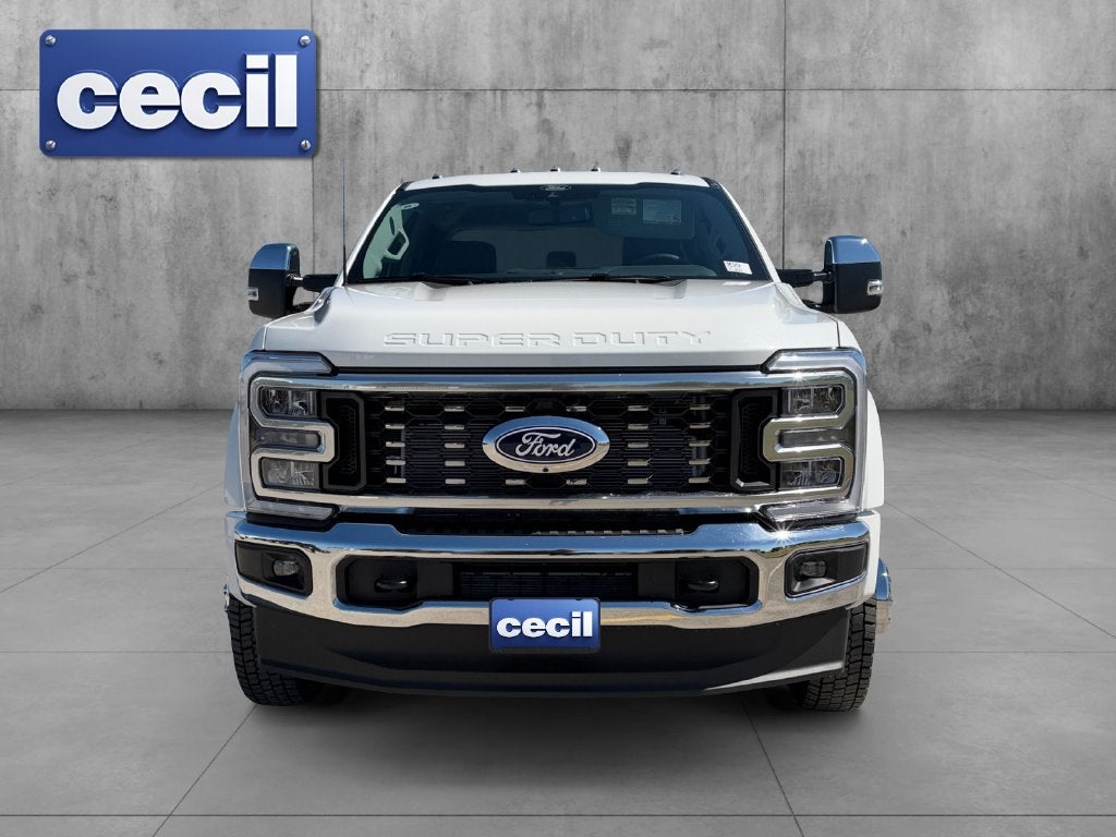 2027 Ford F-450SD Lariat DRW