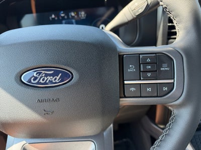 2027 Ford F-450SD Lariat DRW