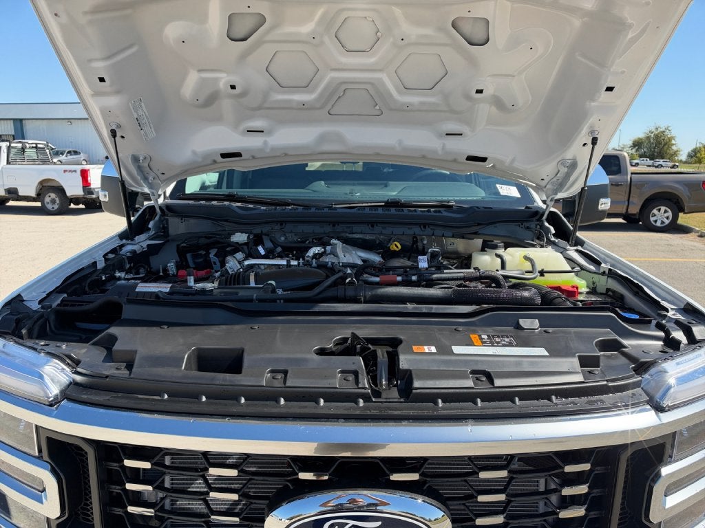 2027 Ford F-450SD Lariat DRW