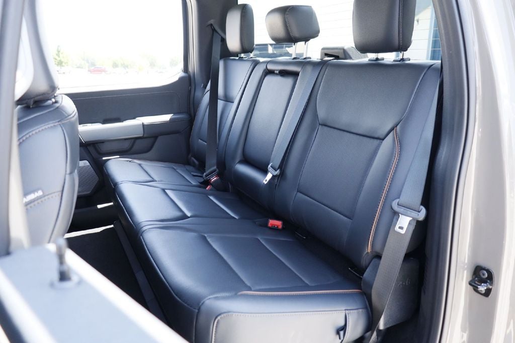 2026 Ford F-450SD Lariat DRW