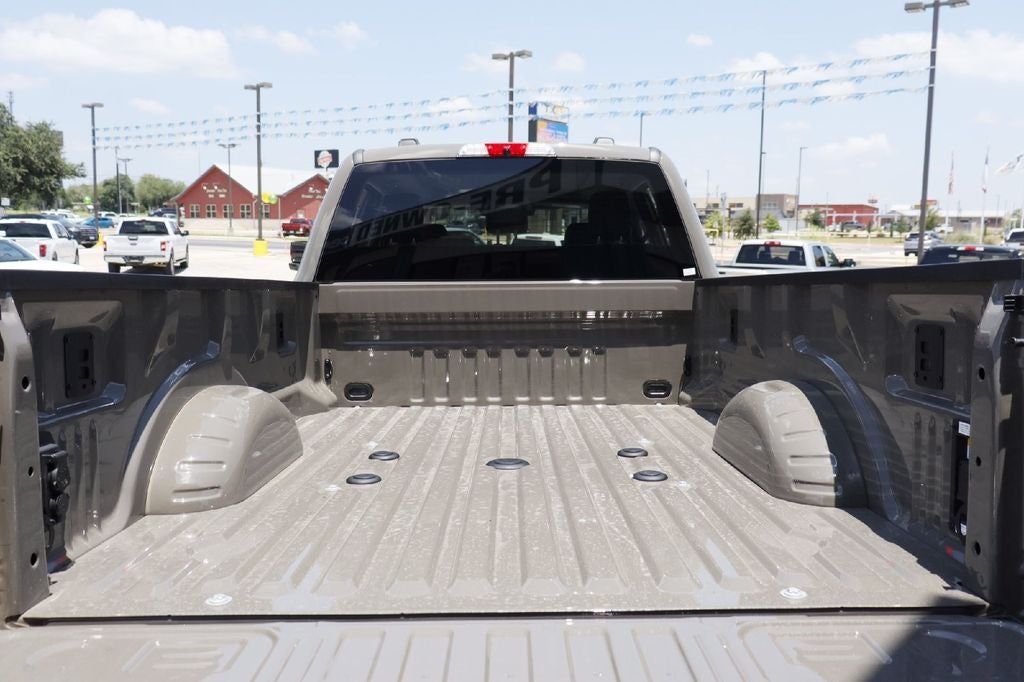 2026 Ford F-450SD Lariat DRW