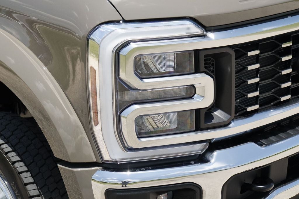 2026 Ford F-450SD Lariat DRW