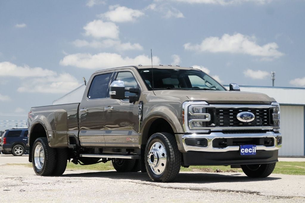 2026 Ford F-450SD Lariat DRW