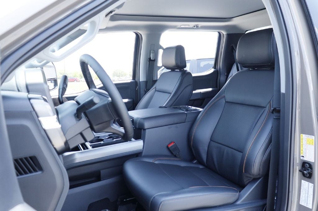 2026 Ford F-450SD Lariat DRW
