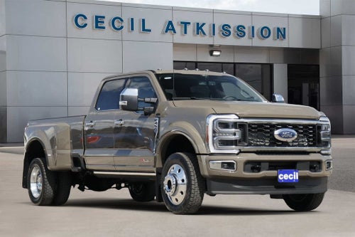 2026 Ford F-450SD Platinum DRW