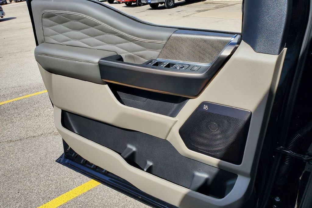 2026 Ford F-450SD Platinum DRW