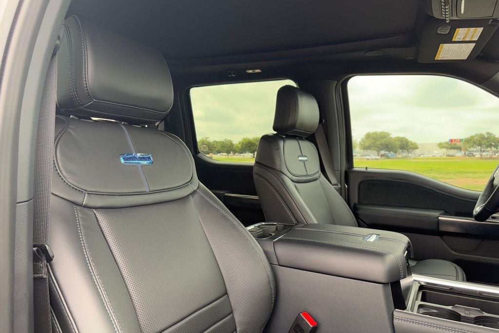 2026 Ford F-450SD Platinum DRW