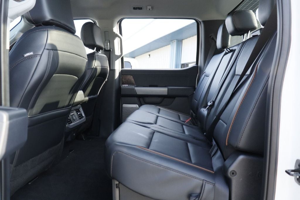 2026 Ford F-450SD Lariat DRW