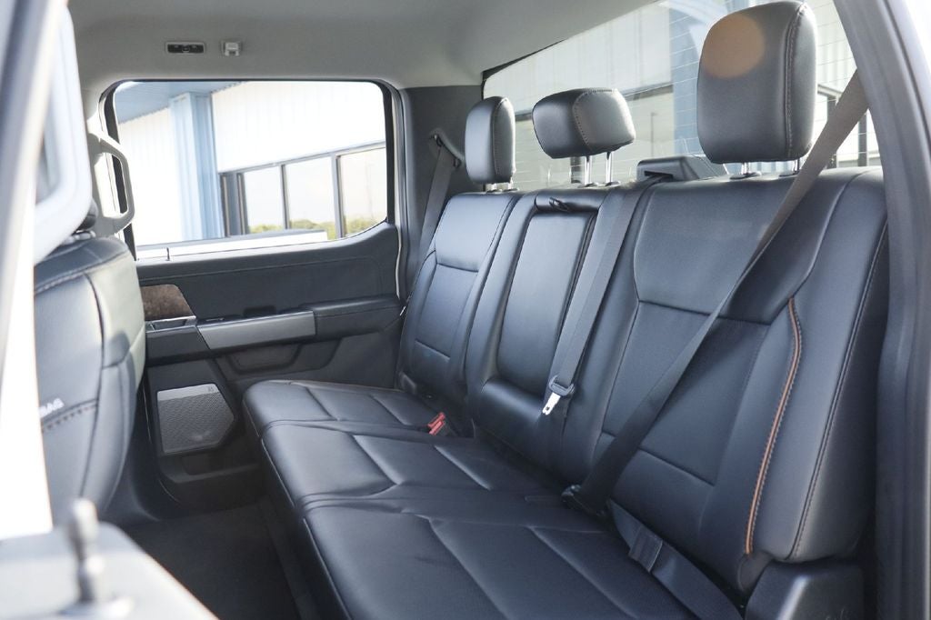 2026 Ford F-450SD Lariat DRW