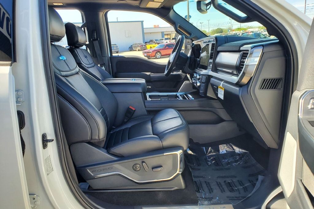 2026 Ford F-450SD Platinum DRW