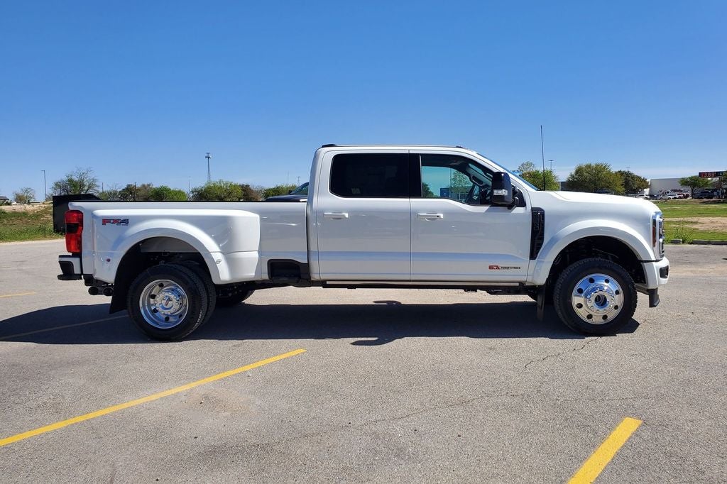 2026 Ford F-450SD Platinum DRW