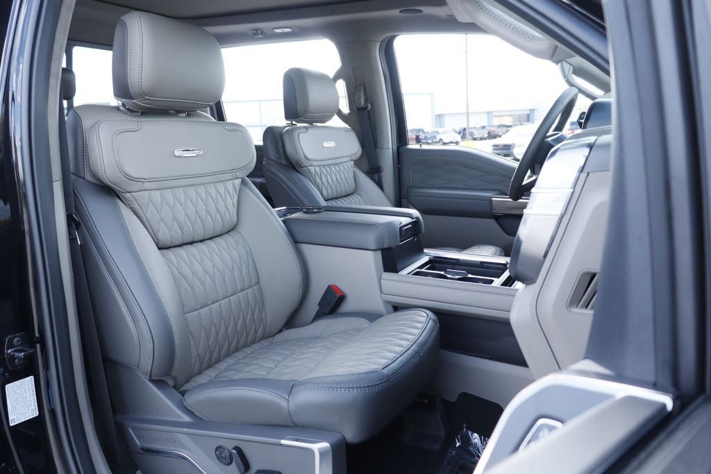 2026 Ford F-450SD Platinum DRW