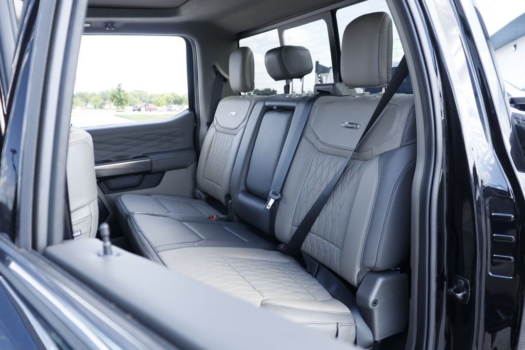 2026 Ford F-450SD Platinum DRW