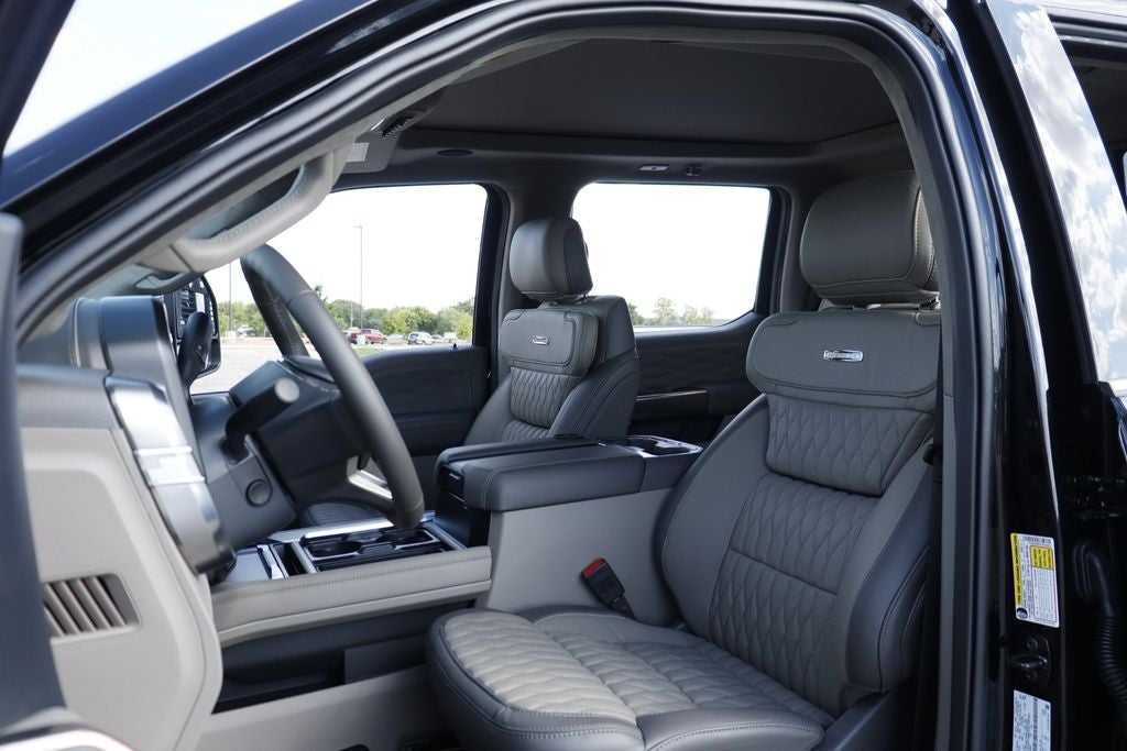 2026 Ford F-450SD Platinum DRW