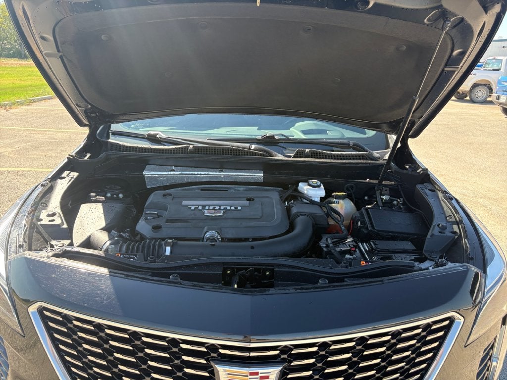 2022 Cadillac XT4 Premium Luxury