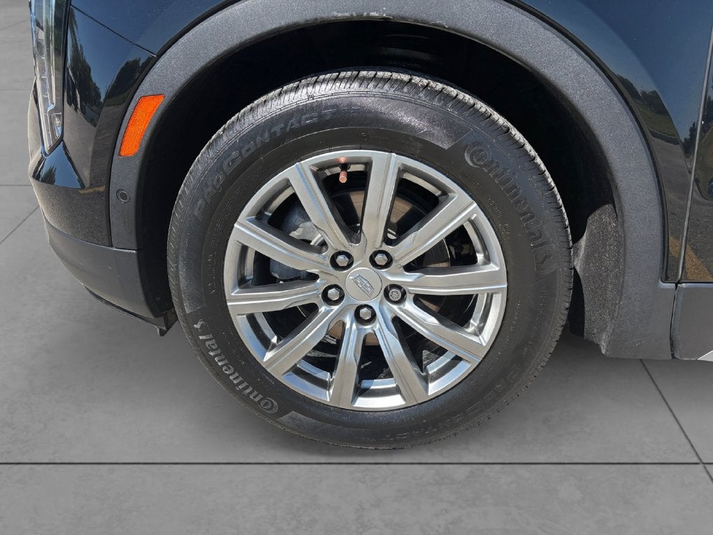 2022 Cadillac XT4 Premium Luxury