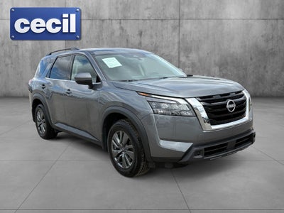 2024 Nissan Pathfinder SV