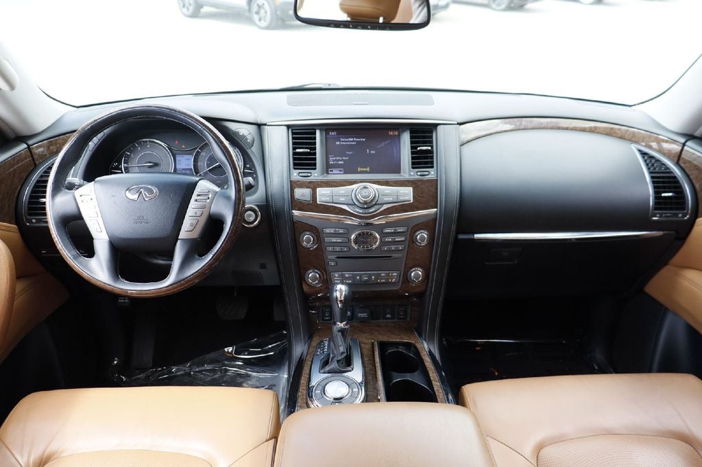 2017 INFINITI QX80 Signature Edition
