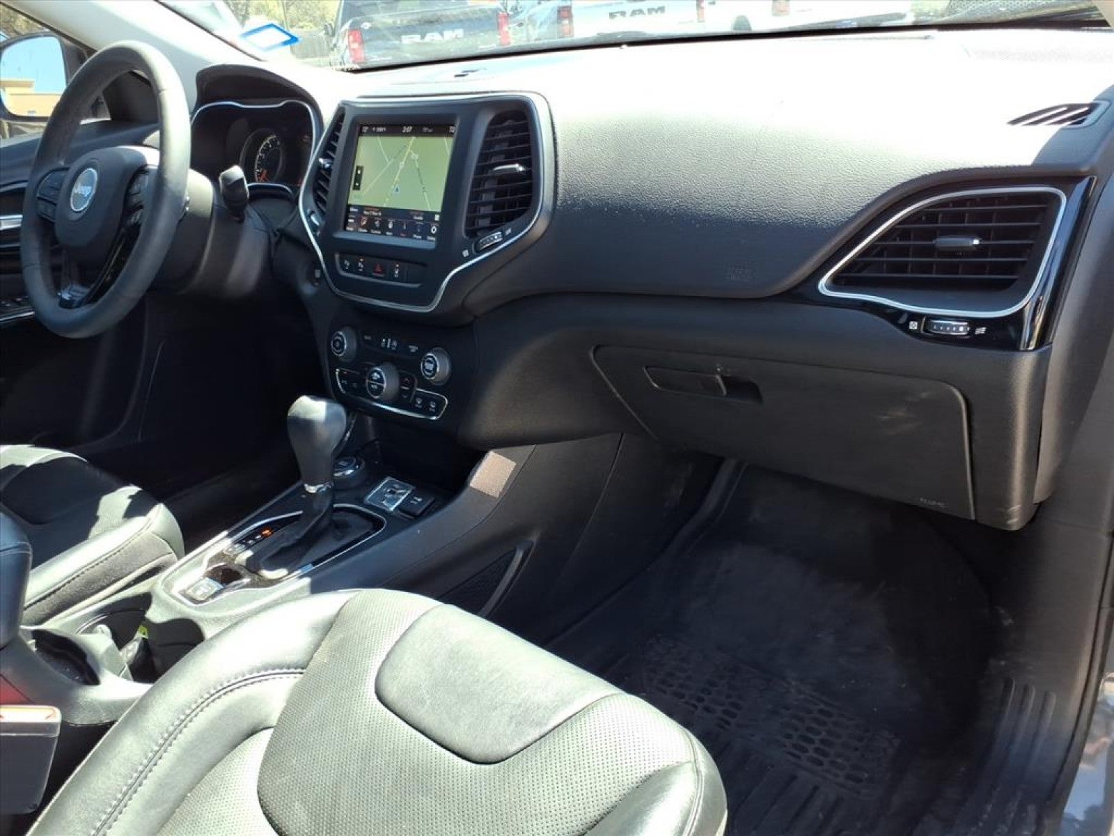 2023 Jeep Cherokee Altitude Lux