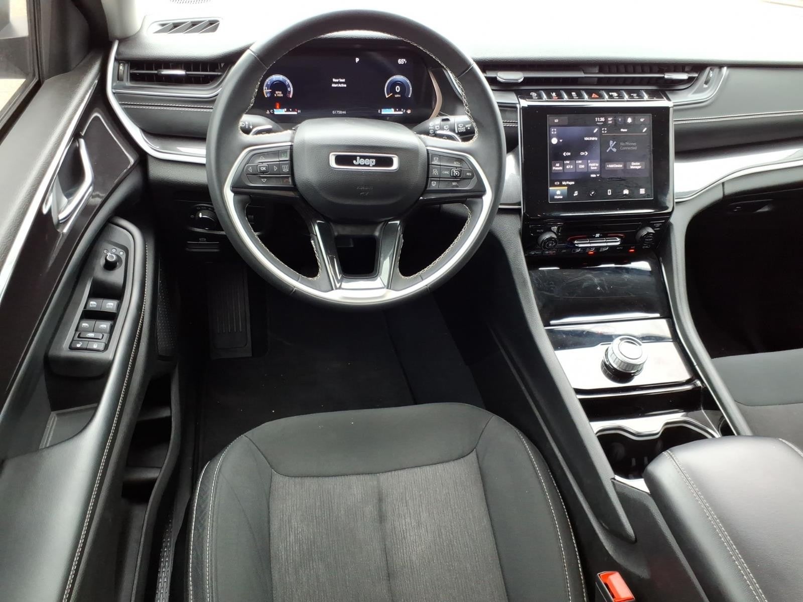 2023 Jeep Grand Cherokee L Laredo