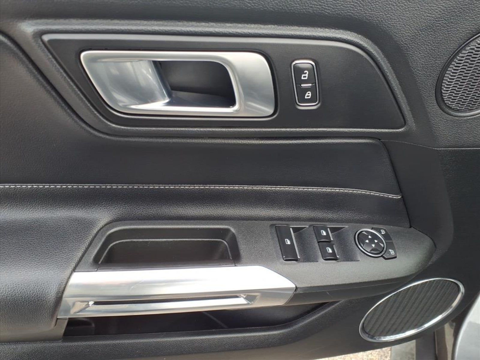 2023 Ford Mustang EcoBoost