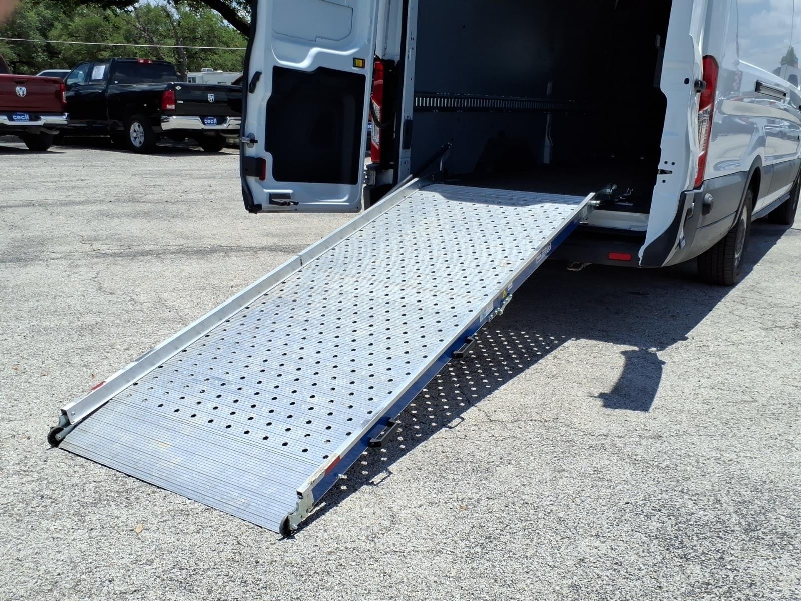 2019 Ford Transit Van T-250 148" EL Hi Rf 9000 GVWR Sliding RH Dr