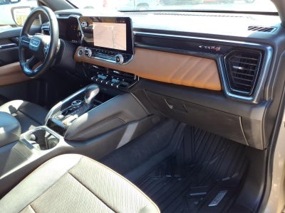 2023 GMC Canyon 4WD AT4